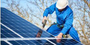 Installation Maintenance Panneaux Solaires Photovoltaïques à Moissac-Bellevue